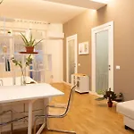 Appartamento Battisti Flat, Near Station *