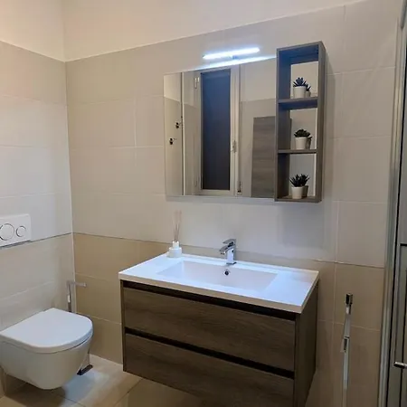 Appartamento Battisti Flat, Near Station