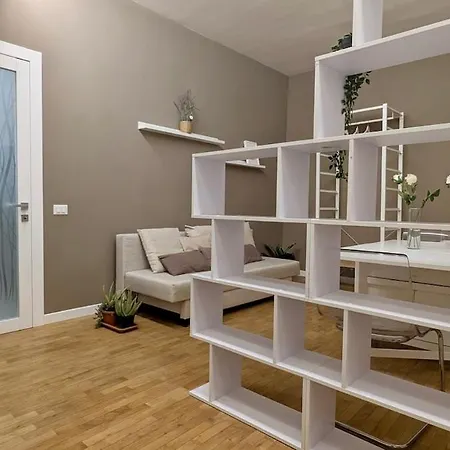 Appartamento Battisti Flat, Near Station