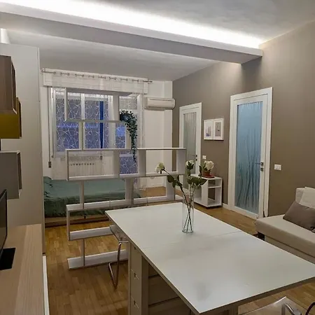 Appartamento Battisti Flat, Near Station