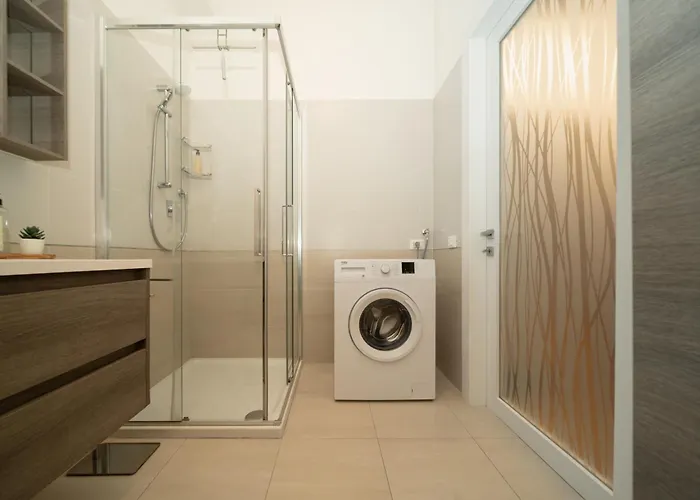 Battisti Flat, Near Station *