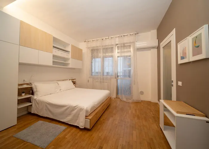 Battisti Flat, Near Station Appartement Ferrare